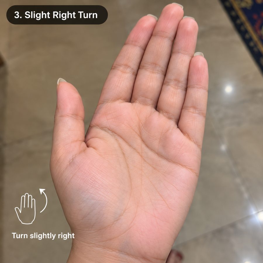 3. थोड़ा दाईं ओर